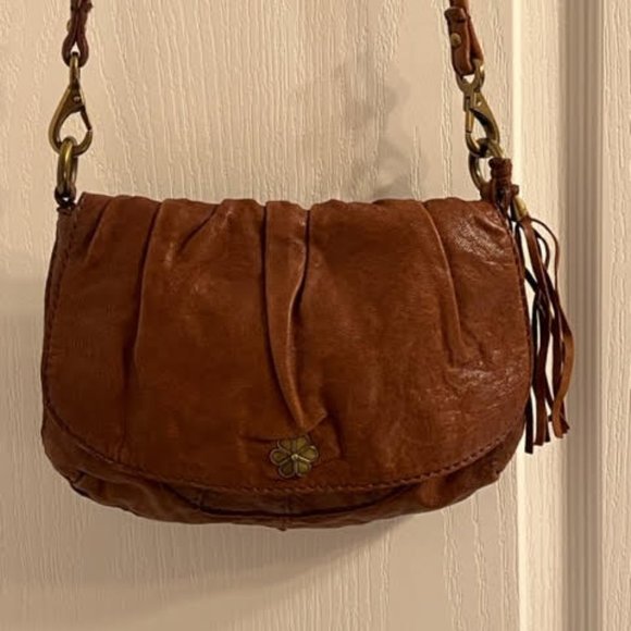 Lucky Brand Handbags - Lucky Brand Italian Leather Crossbody